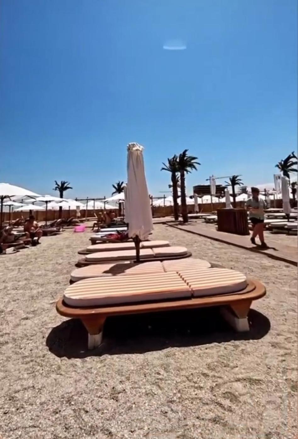 White Tower Mamaia Prestige Apartments Экстерьер фото