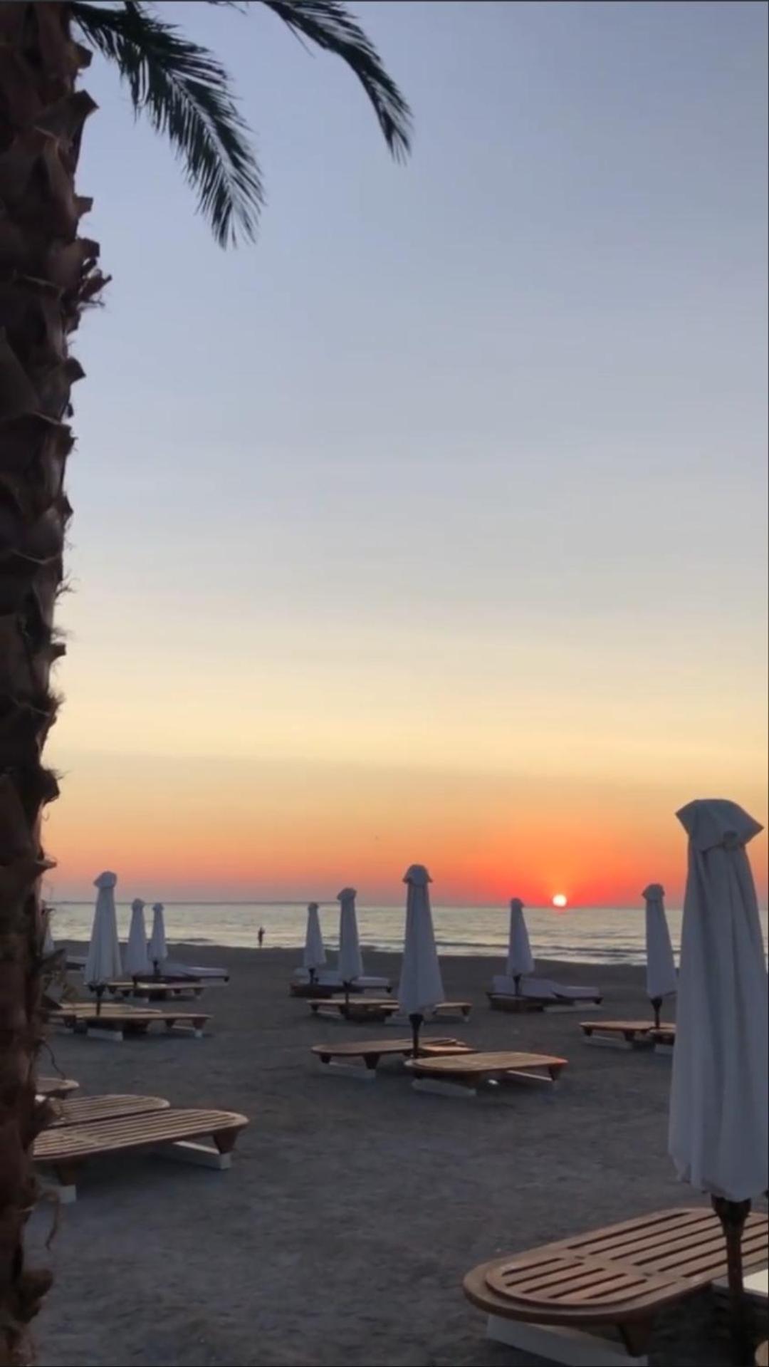 White Tower Mamaia Prestige Apartments Экстерьер фото