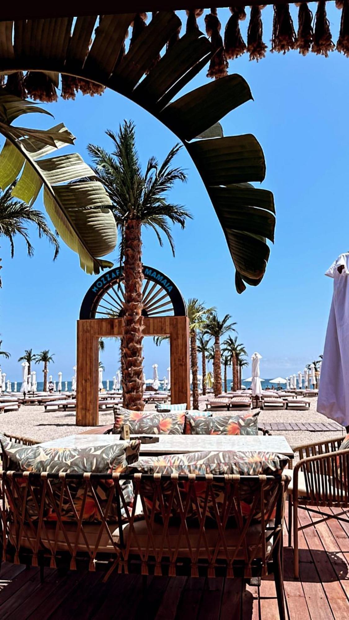 White Tower Mamaia Prestige Apartments Экстерьер фото