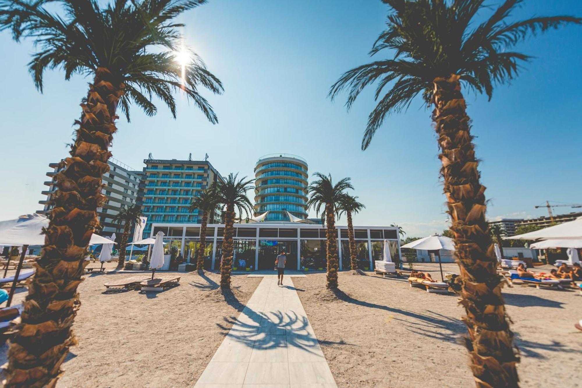 White Tower Mamaia Prestige Apartments Экстерьер фото